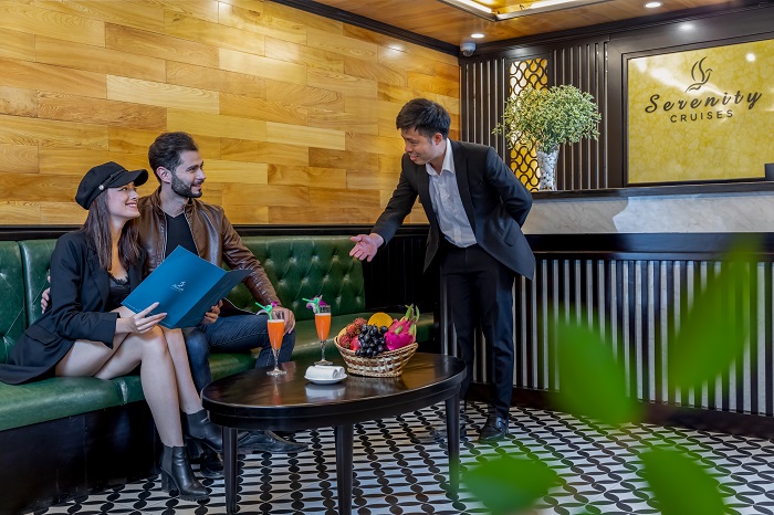 Serinity cruise- welcome drink