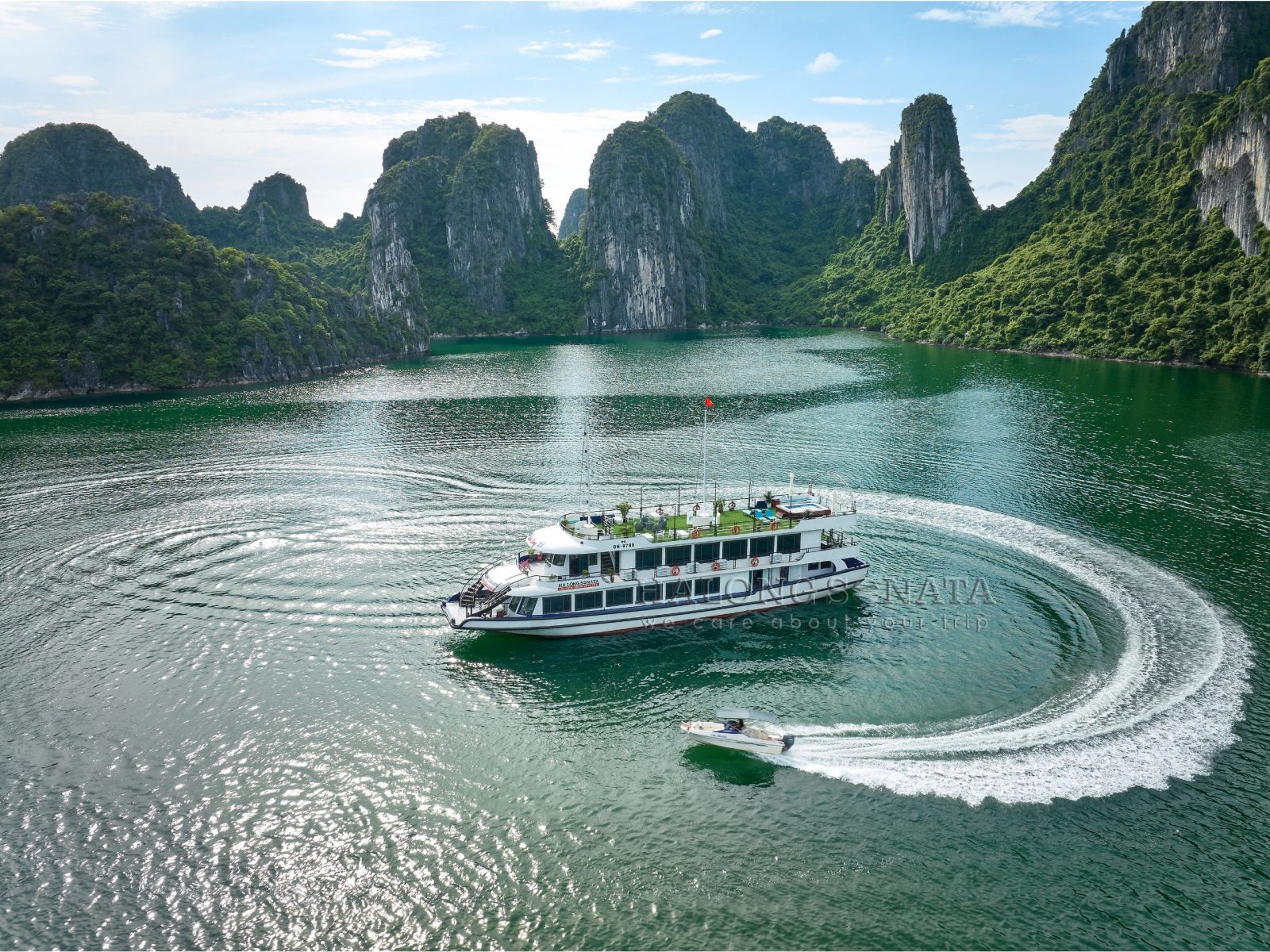 Sonata cruise Halong bay