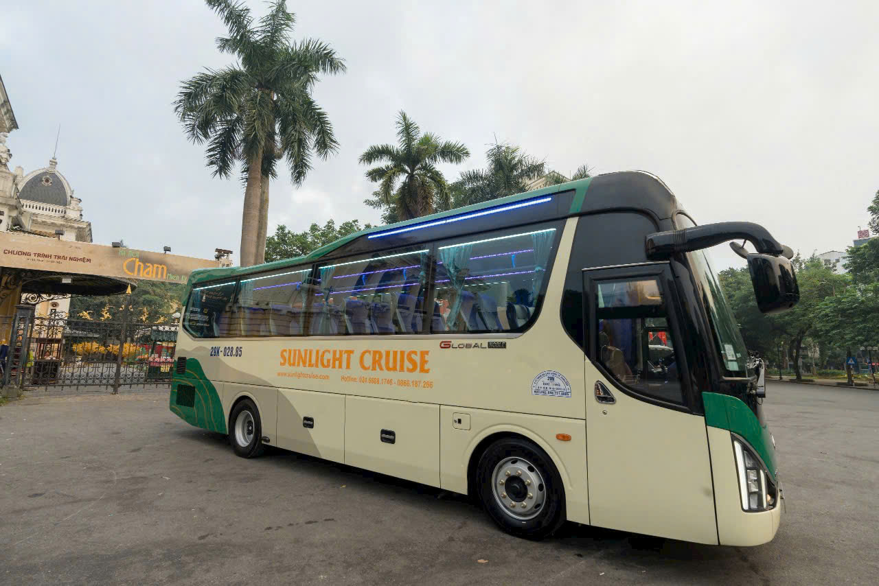 Bus sunlight hanoi- Halong bay