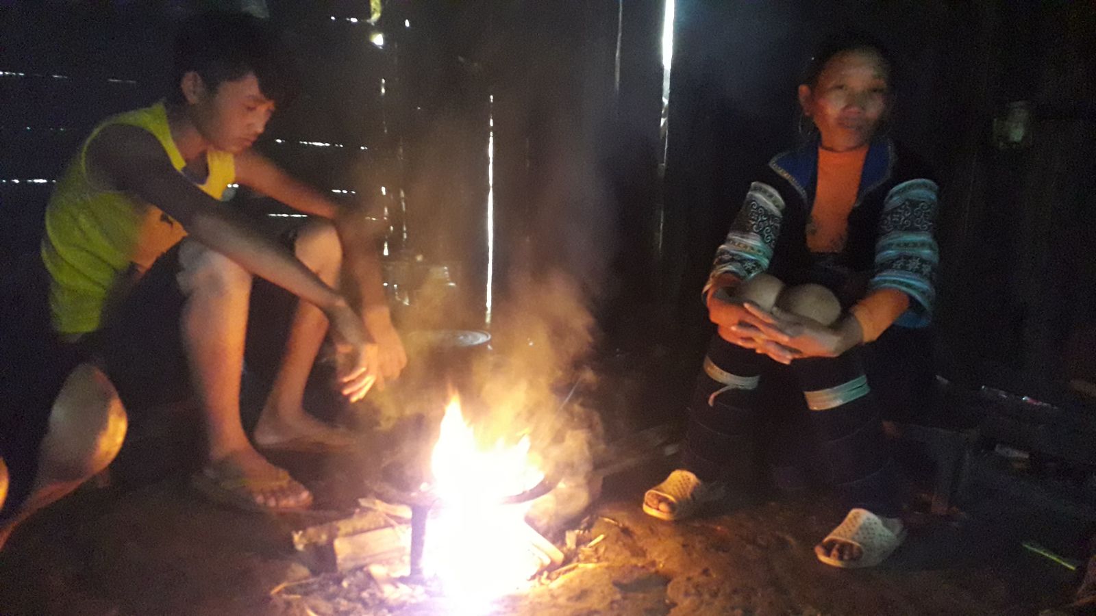 Family visit in Ta Giang Phin