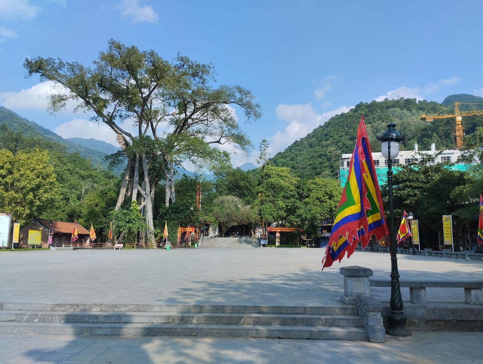 Thong temple - Tay Thien