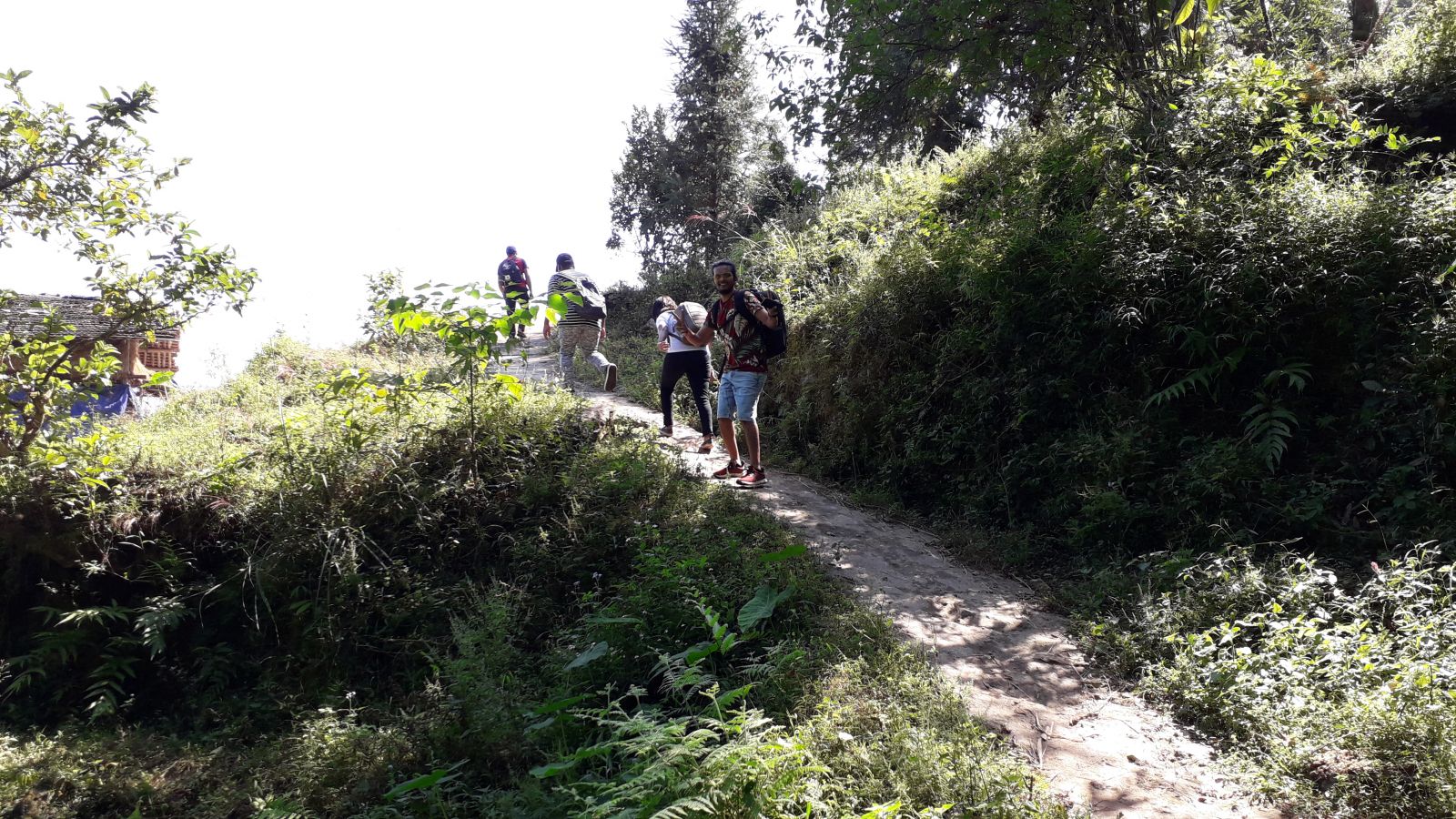 Trek Nam Cang- Hoang Su Phi