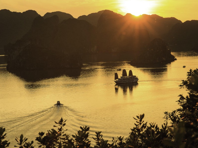 Victory Cruise - sunset view