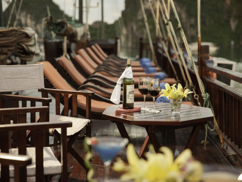 Victory Cruise - sundeck