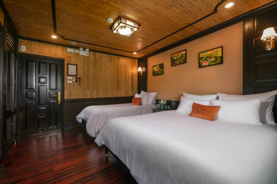 Triple cabin on Victory Star Cruise