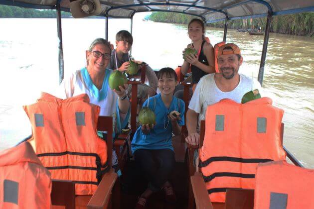 Mekong delta boat tour -family vacation