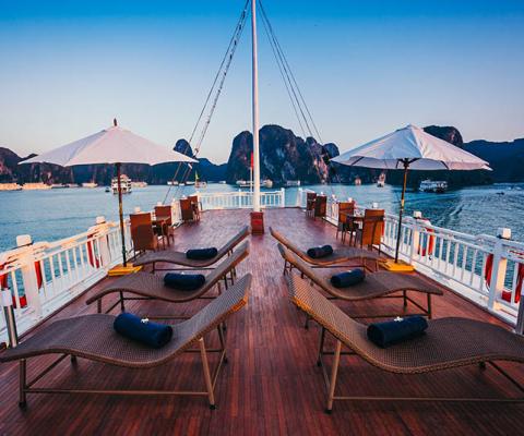 Bhaya Classic Cruise Halong Bay 2 Days1