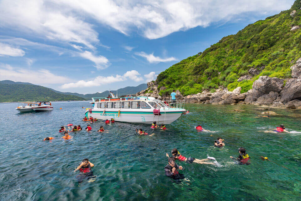 Cham island tour