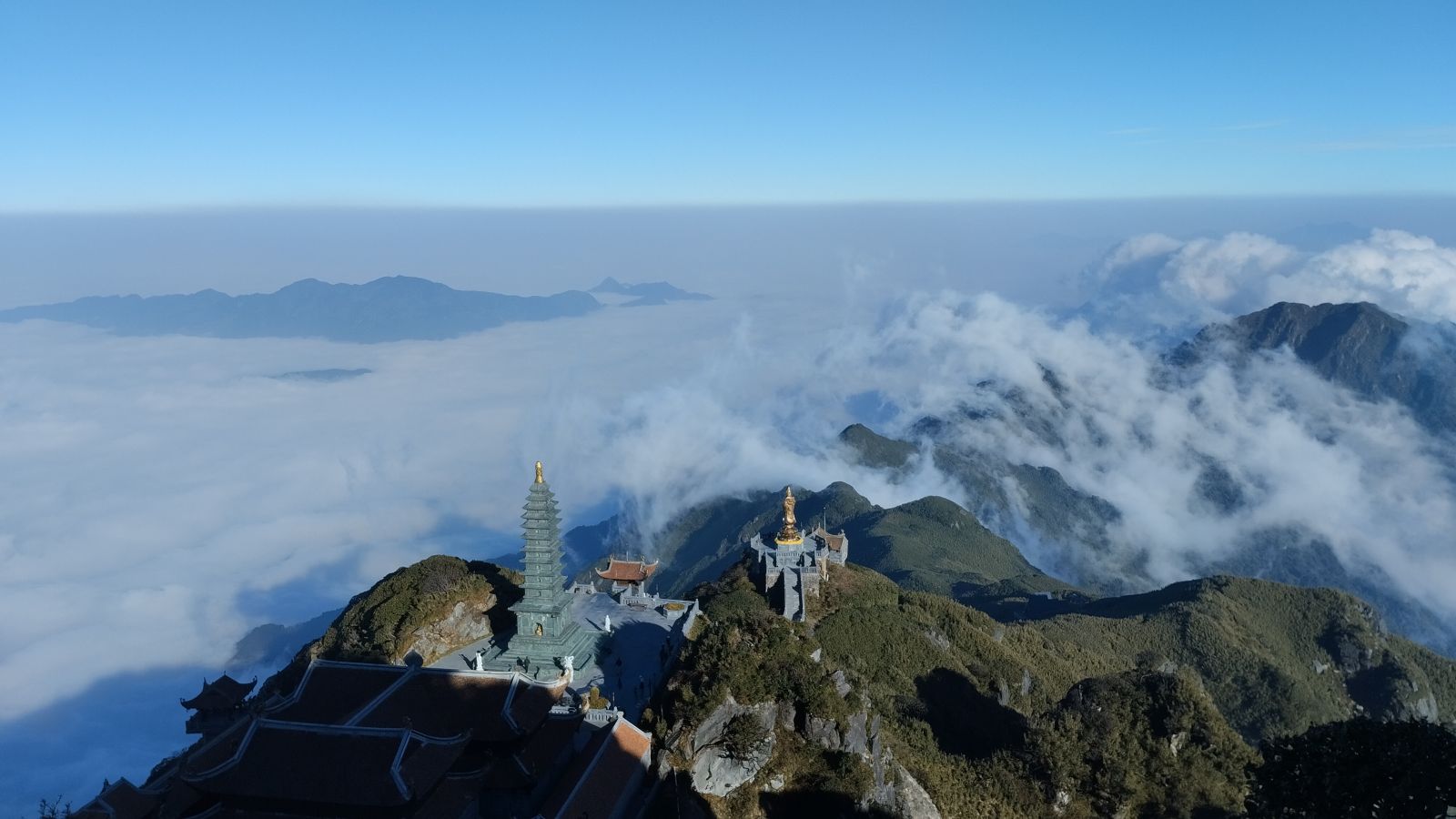 Fansipan summit