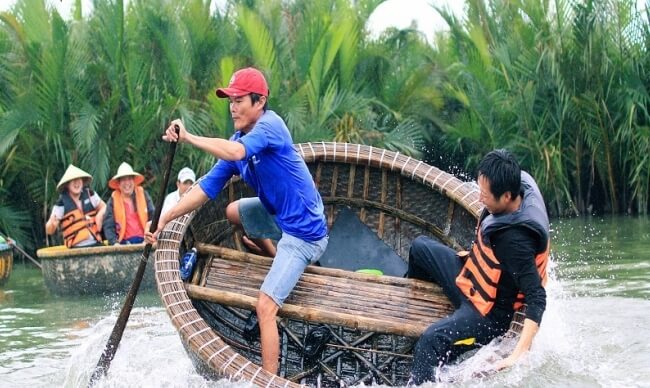 fishing basket boat ride