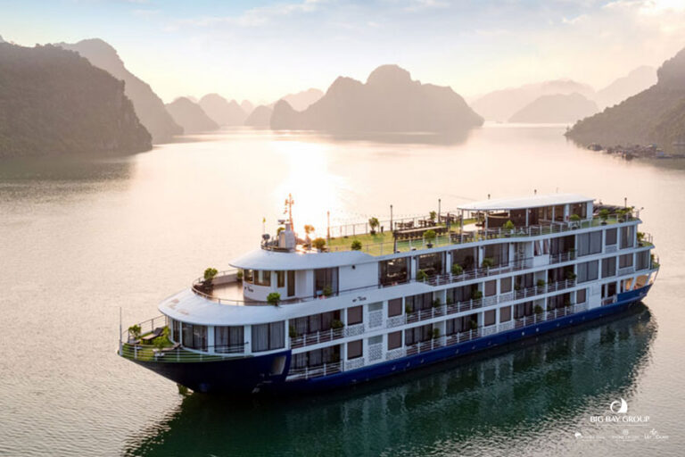 Mon Cheri Cruise: Premium Escape to Halong Bay and Lan Ha Bay